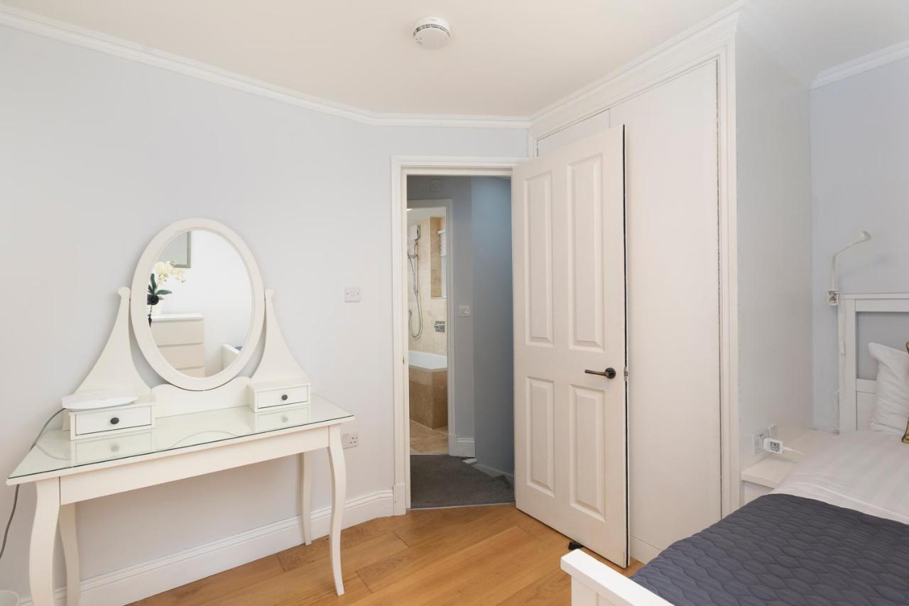 Penthousestays Notting Hill - Spacious 3 Bedroom King Bed Apartment - Near Portobello Road & Kensington High Street London Exterior photo